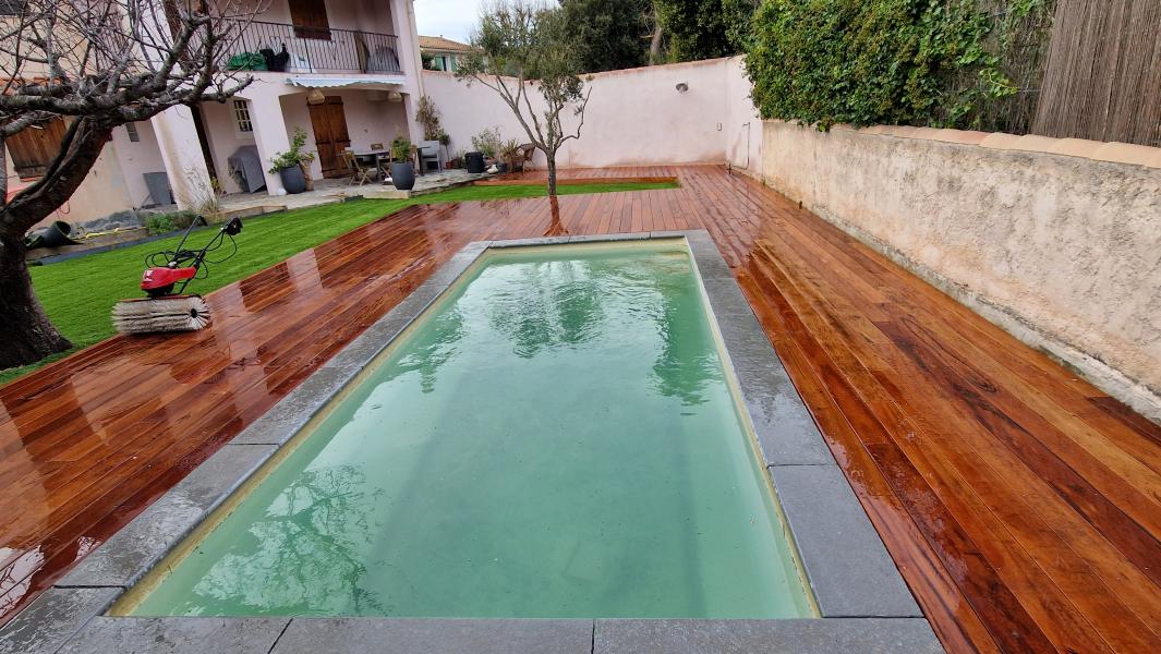LA REMISE EN ÉTAT DES ABORDS DE LA PISCINE - ojardin-paysagiste-toulon.fr